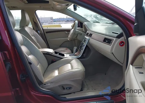 2011 Volvo Xc70 3.2 from USA, damaged, VIN YV4952BZ8B1103189